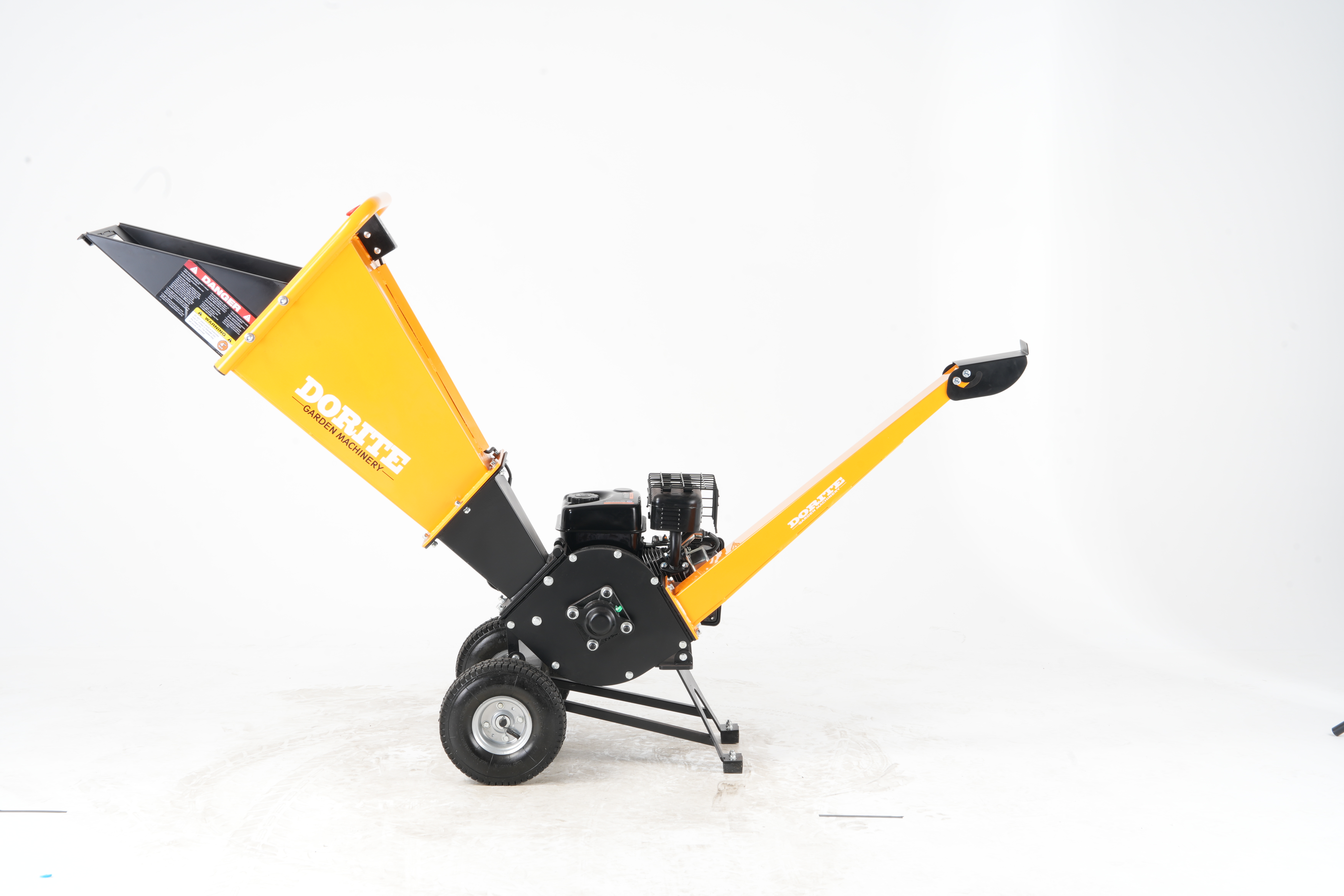 K-MAXPOWER NEW TYPE YELLOW AND BLACK COLOR 65S WOOD CHIPPER