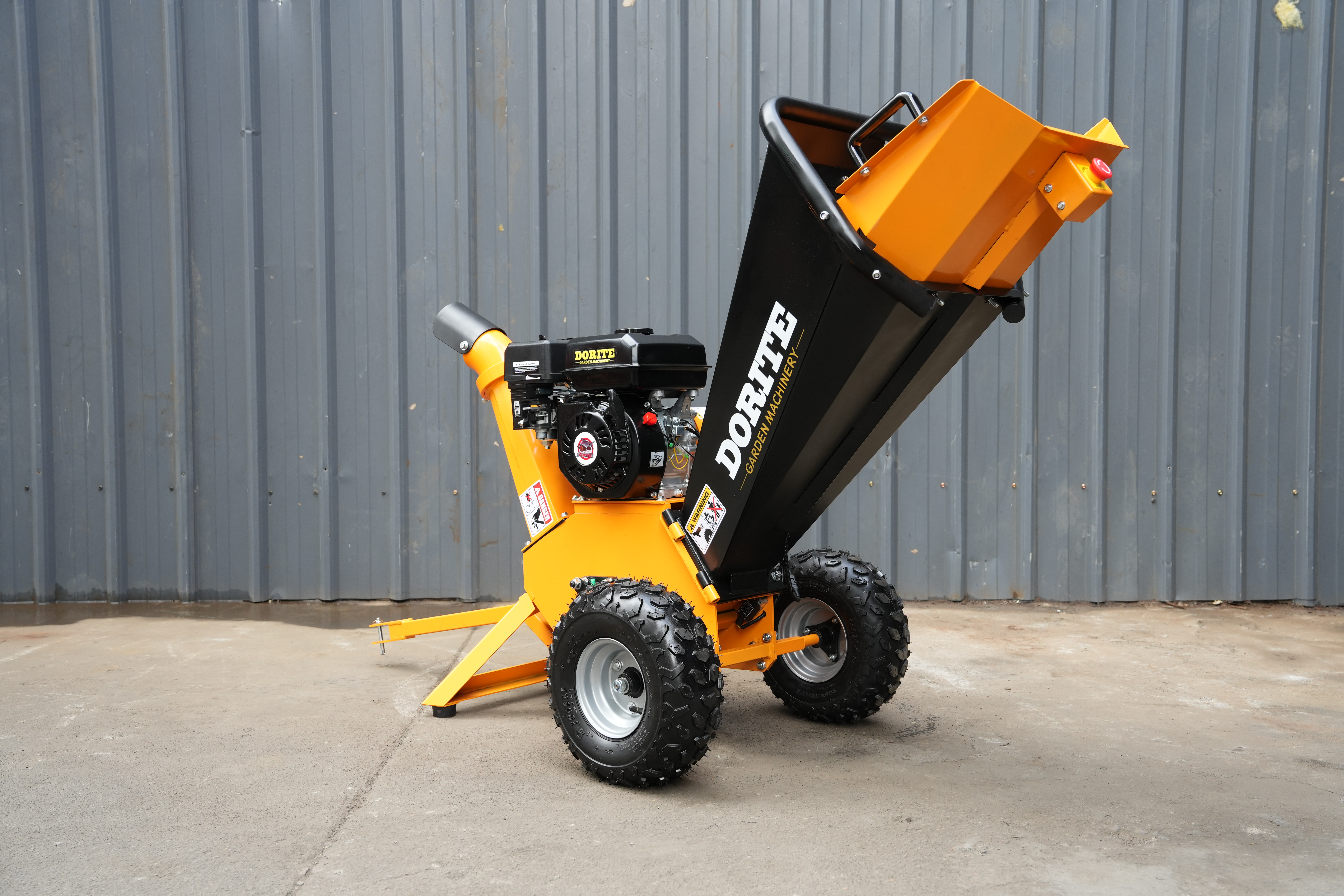K-MAXPOWER NEW TYPE YELLOW AND BLACK COLOR 65HU WOOD CHIPPER 
